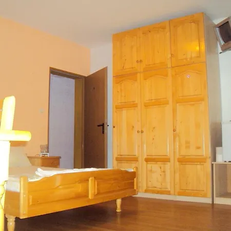 Guest house Roza -